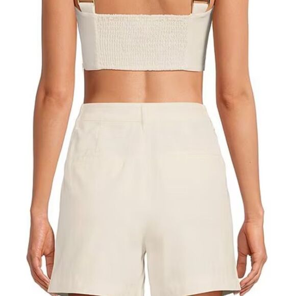 Le' AL.X
Coin Pocket High Rise Pleated
Trouser Shorts - Picture 2 of 2